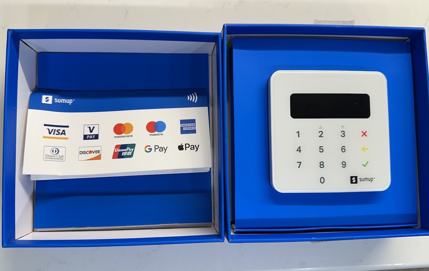 Sum up Plus Card Reader, Bluetooth – NFC RFID Credit Card Reader for Smartphone
