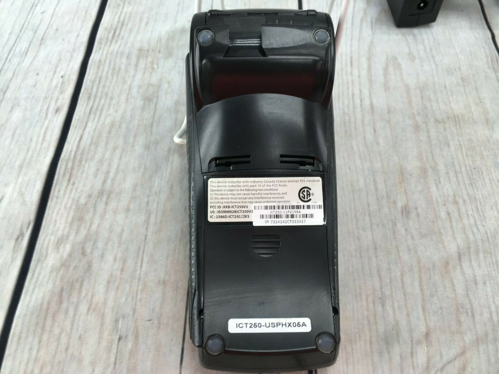Ingenico iCT250 Credit Card Terminal Reader w/ Cords **READ**