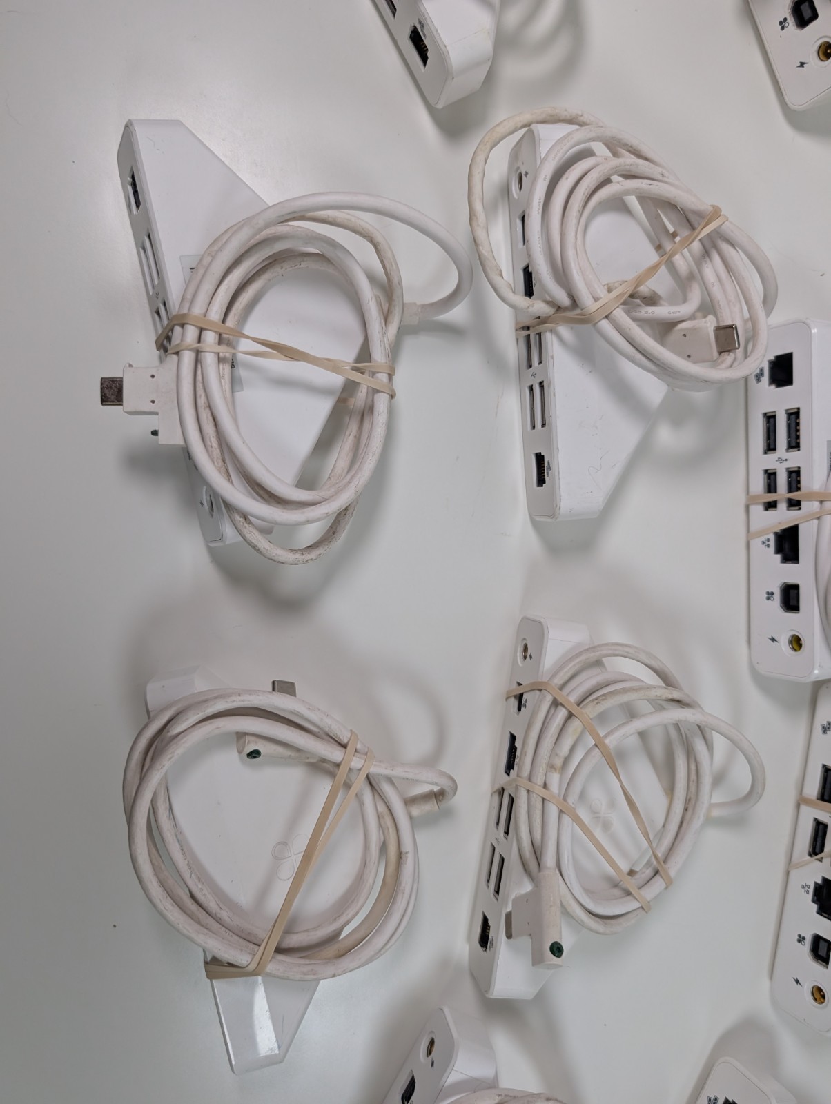 Lot of 14 x Clover Cable YJ3 Mini Triangle Hub (1HYNZZZ0168) Mini gen 1 2 *USED*