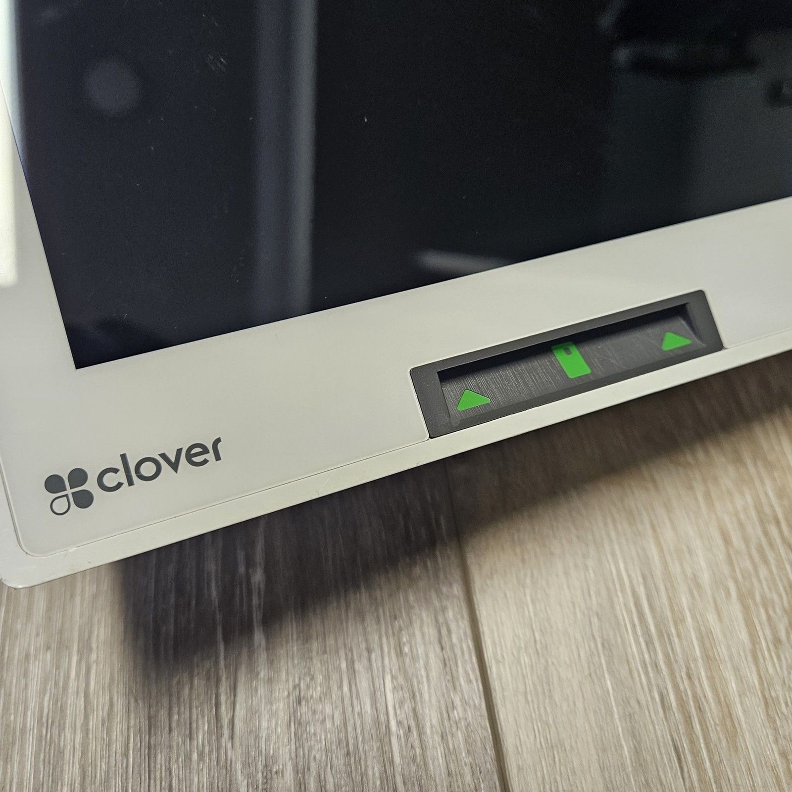 Clover Mini Wifi C305 Card Reader POS Point of Sale System White Tested