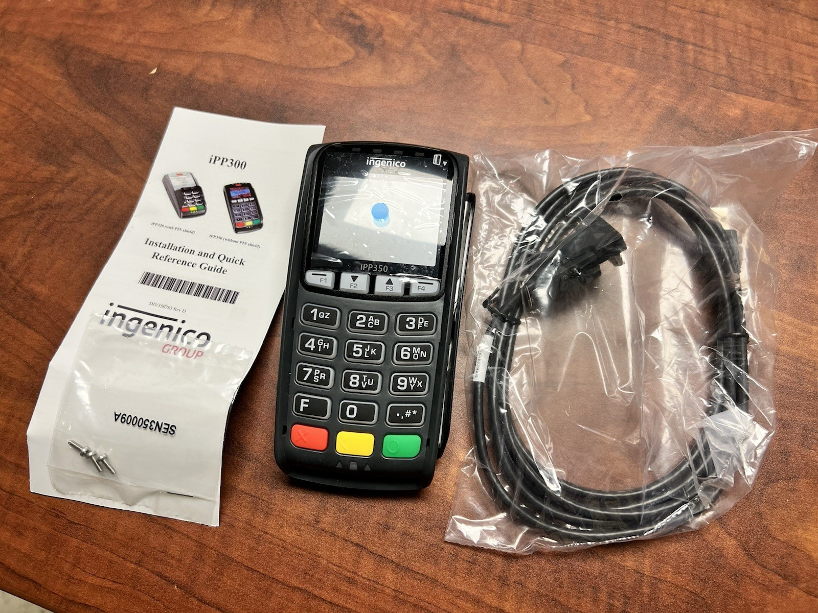 Ingenico IPP 350 USB Credit Card Terminal