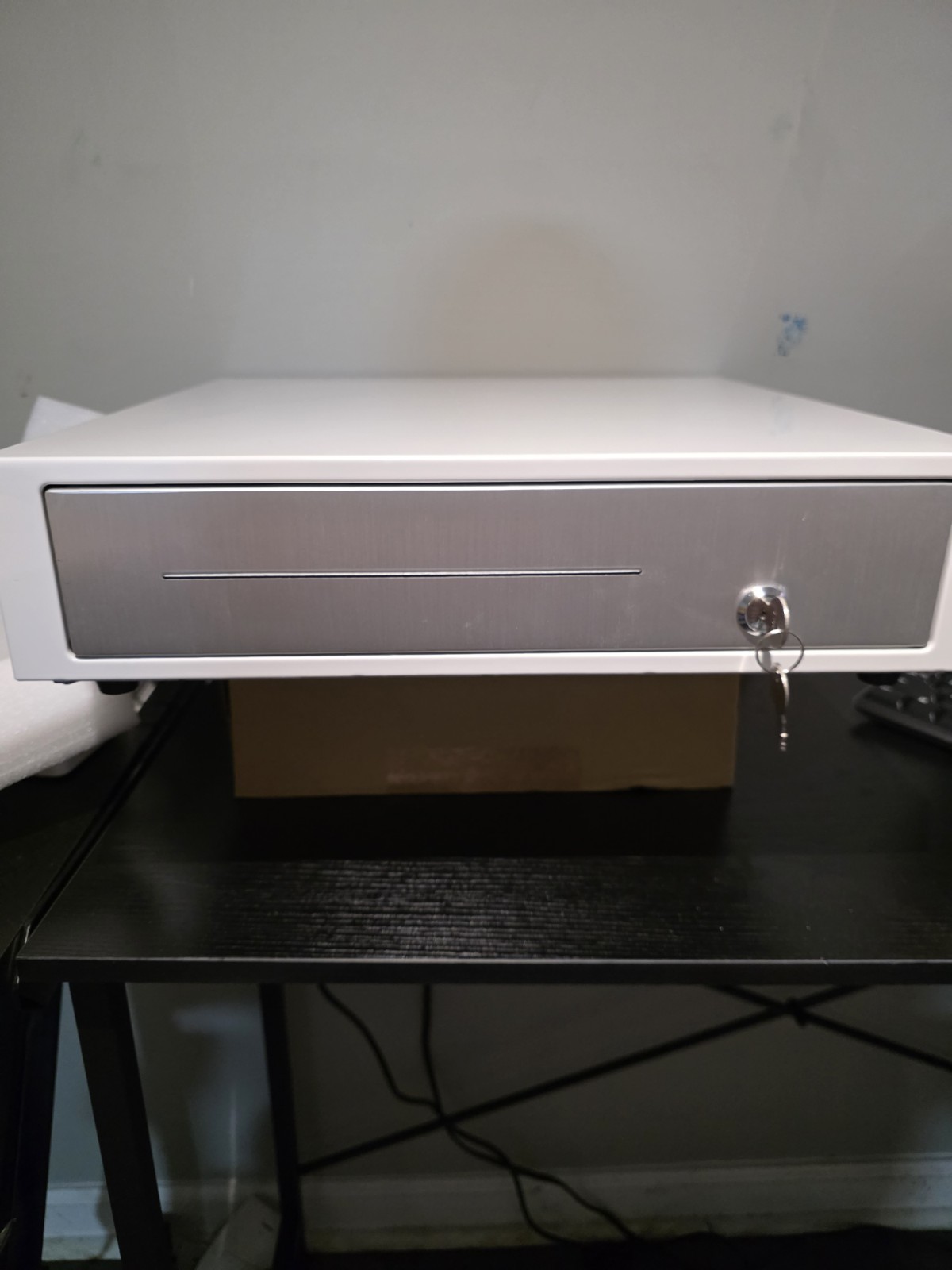 Clover Mini Wifi C300 – Card Reader / POS Point of Sale System And Cash Drawer