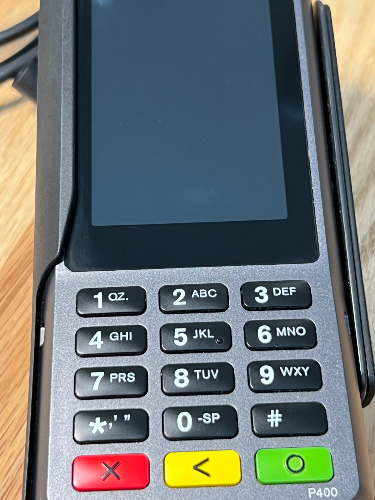 Verifone P400 Plus M435-003-04-NAA-5 + Stripe test card, ethernet attachment
