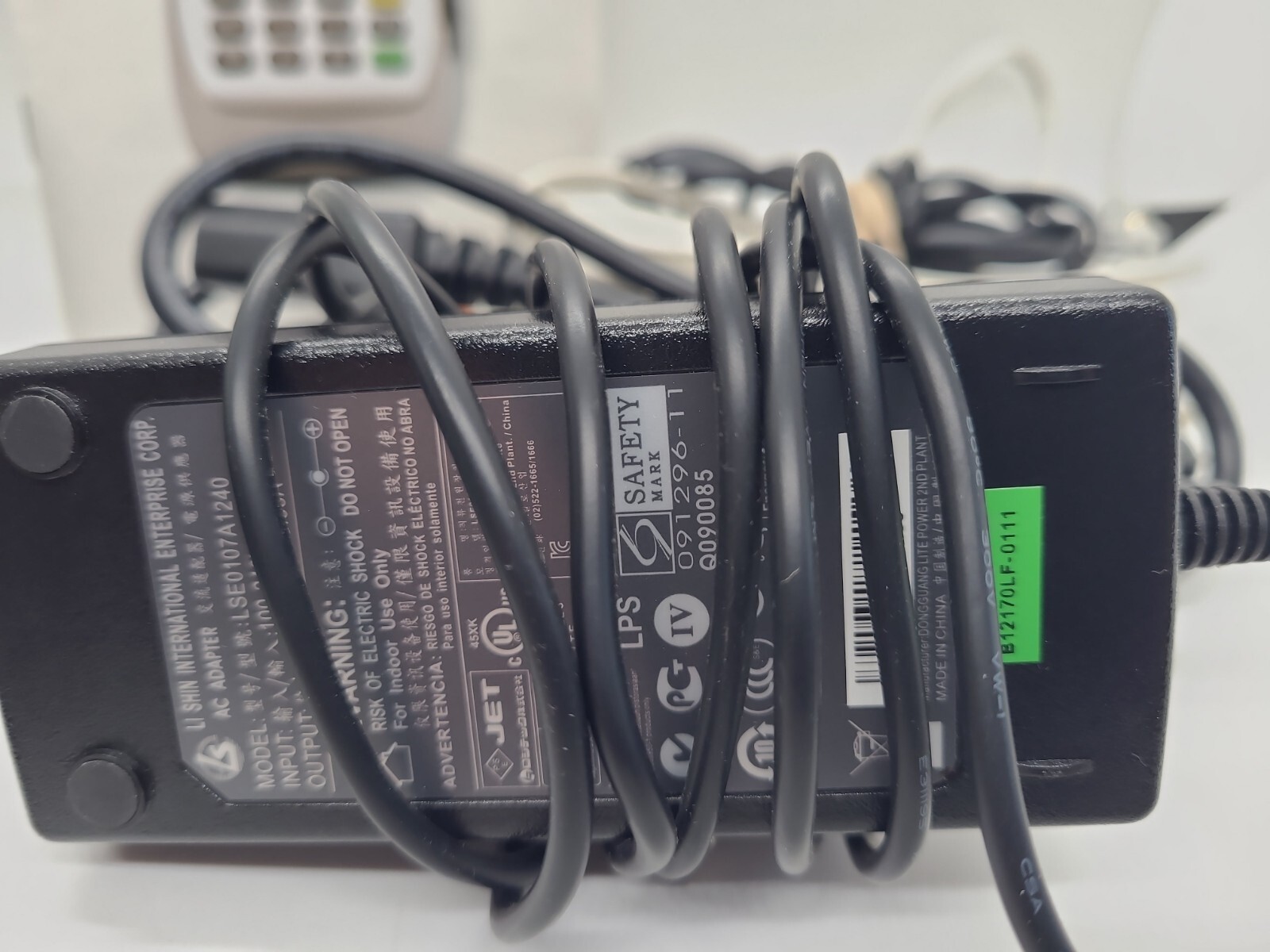 First Data FD100ti Credit Card Terminal Powers On – Untested